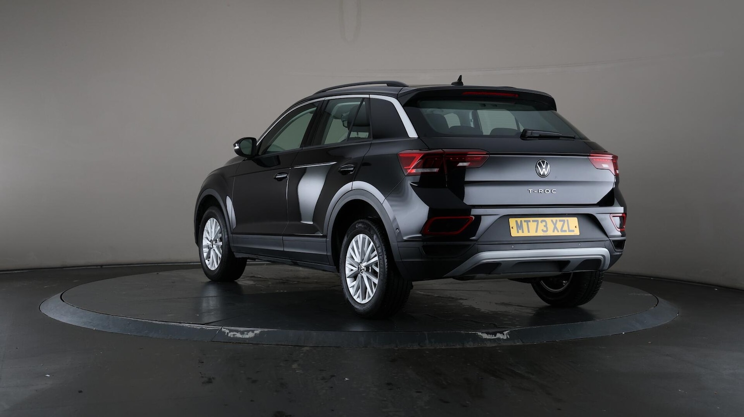 Used Volkswagen T-Roc 2023 for sale - 75991219: Photo 67