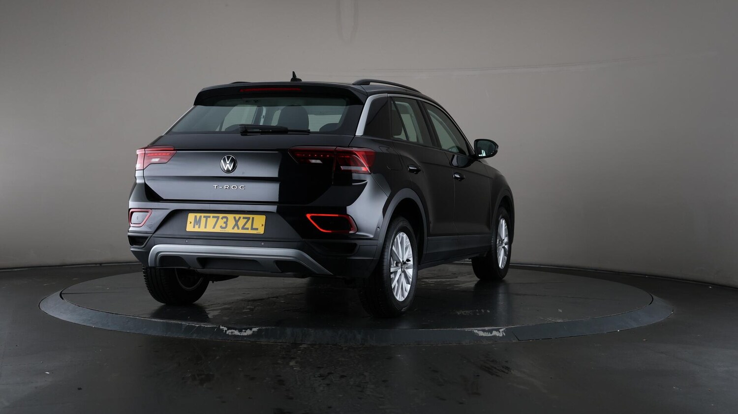 Used Volkswagen T-Roc 2023 for sale - 75991219: Photo 68