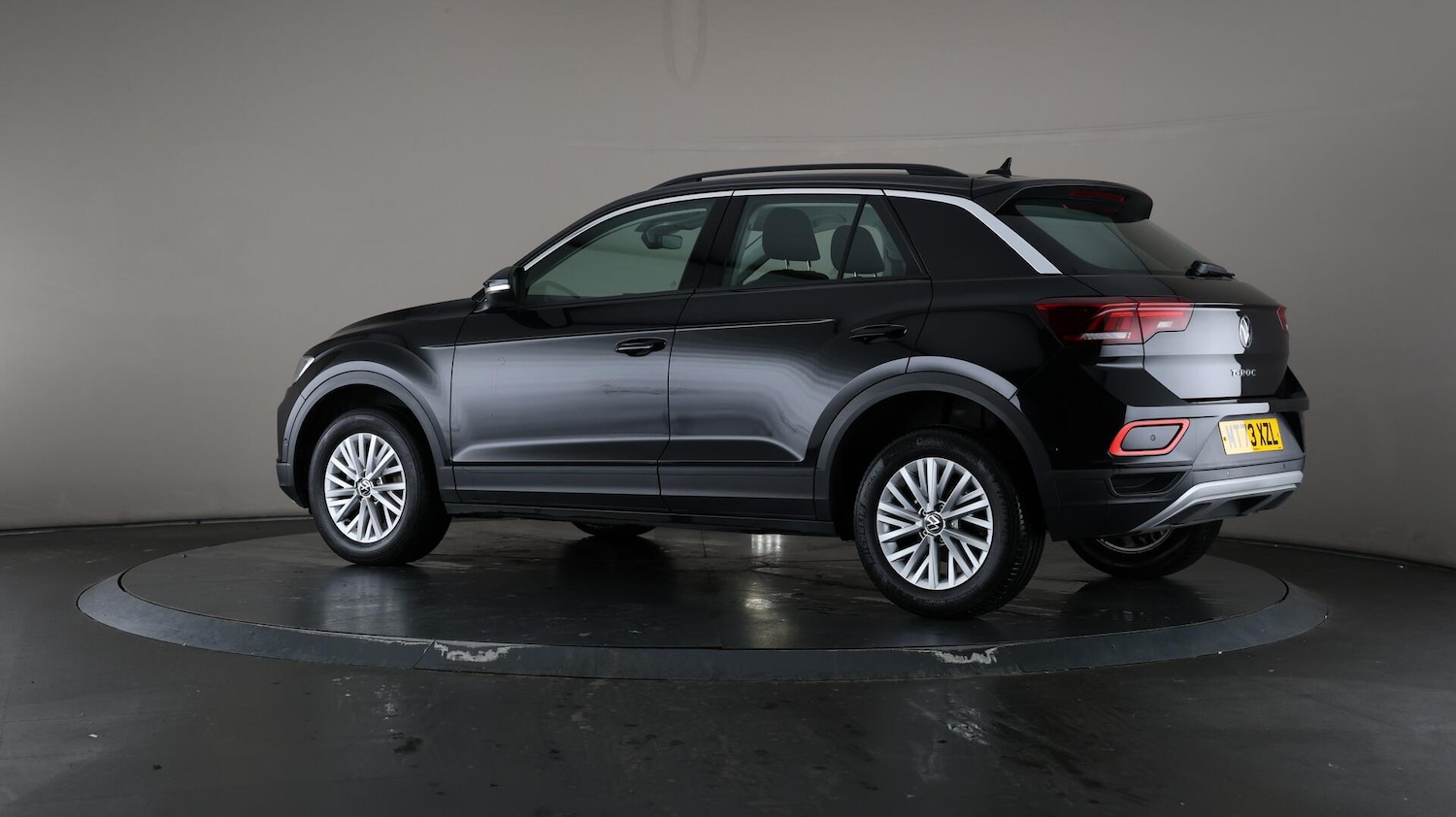 Used Volkswagen T-Roc 2023 for sale - 75991219: Photo 74