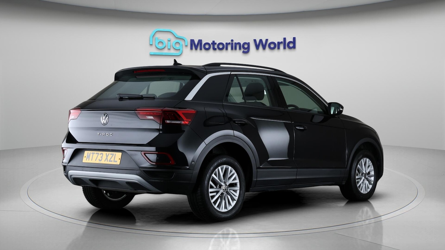 Used Volkswagen T-Roc 2023 for sale - 75991219: Photo 8