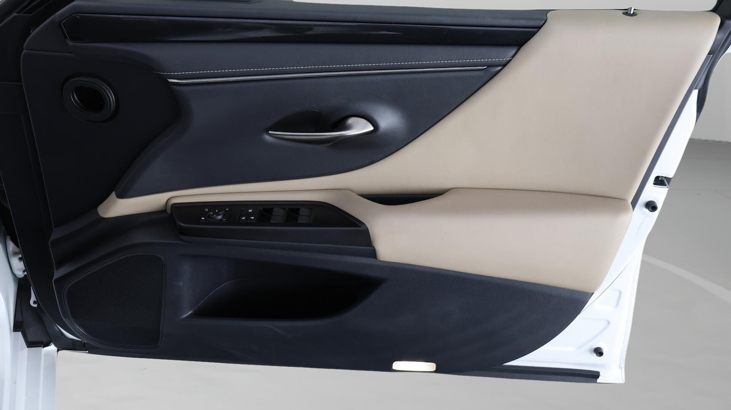 Used Lexus ES 2020 for sale - 76613406: Photo 16