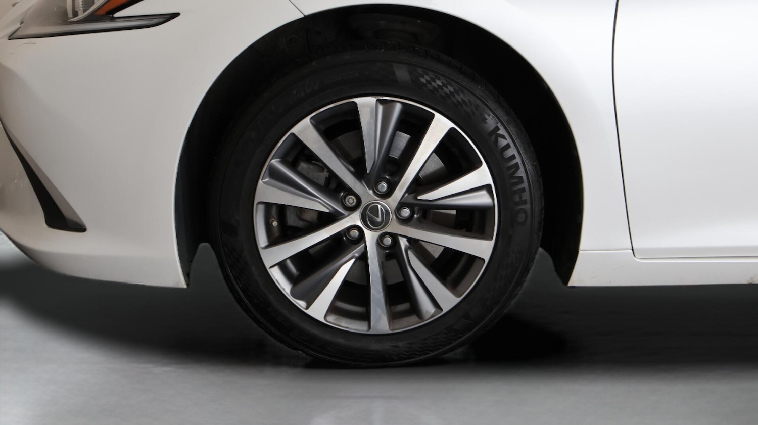 Used Lexus ES 2020 for sale - 76613406: Photo 19