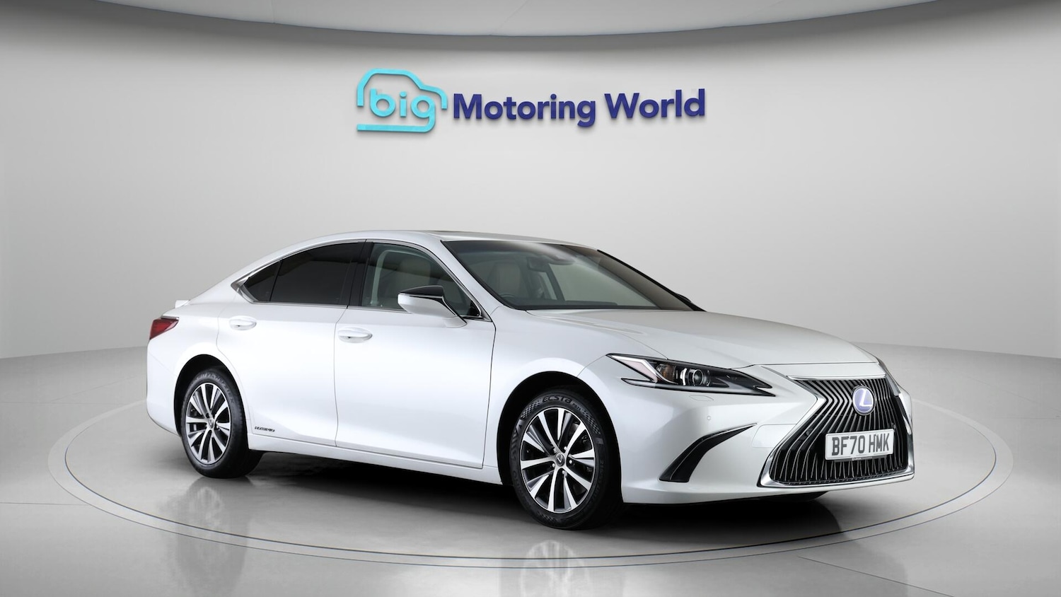 Used Lexus ES 2020 for sale - 76613406: Photo 2