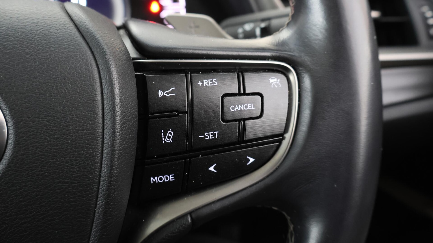 Used Lexus ES 2020 for sale - 76613406: Photo 24