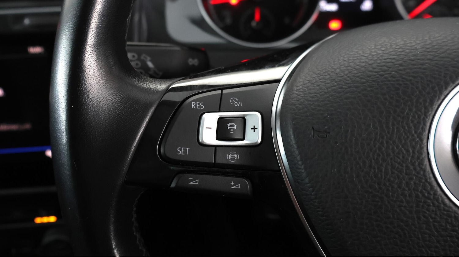 Used Volkswagen Golf 2020 for sale - 76440811: Photo 23