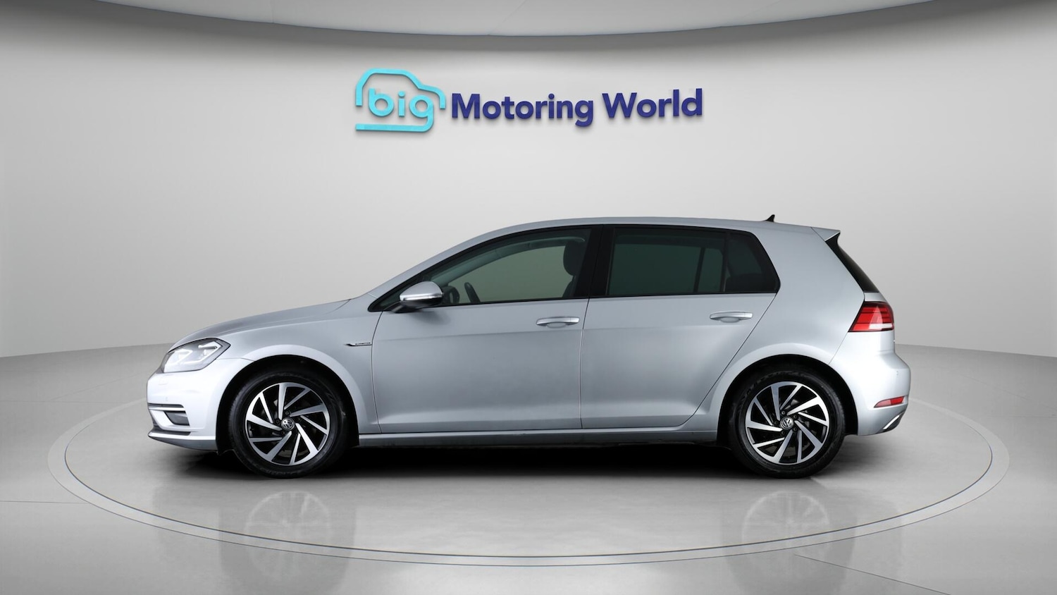 Used Volkswagen Golf 2020 for sale - 76440811: Photo 5