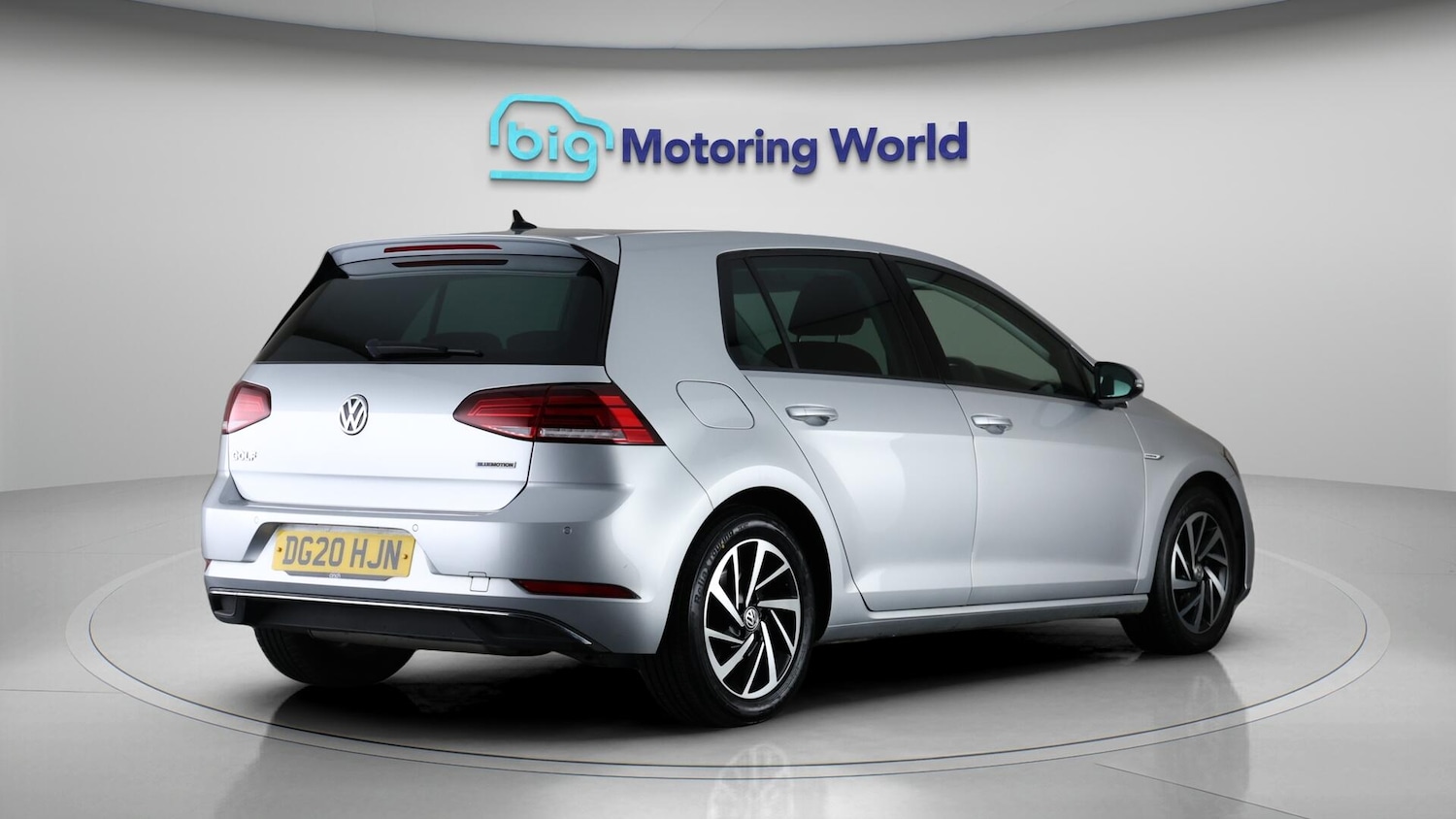 Used Volkswagen Golf 2020 for sale - 76440811: Photo 8