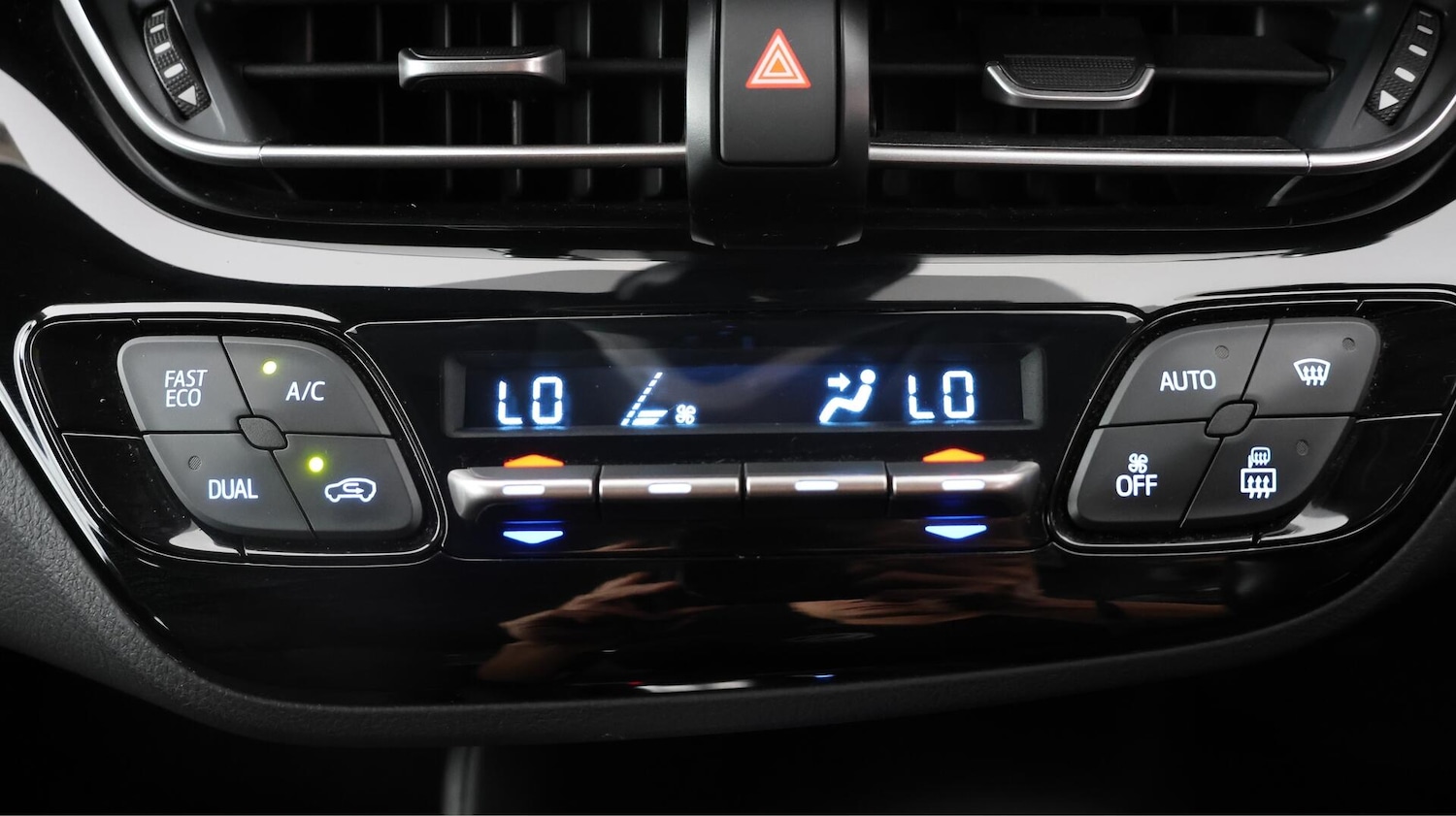 Used Toyota C-HR 2022 for sale - 76658531: Photo 12