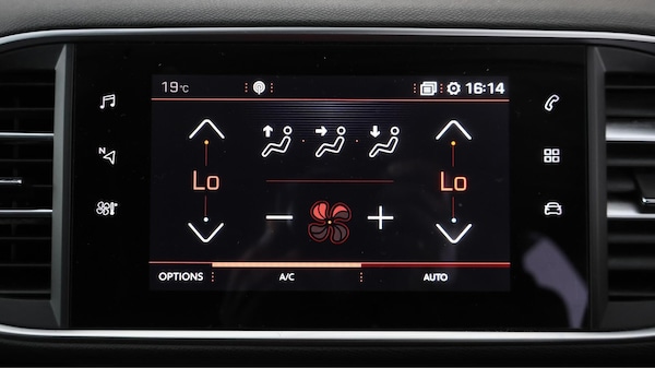 Used Peugeot 308 2021 for sale - 76260039: Photo 13
