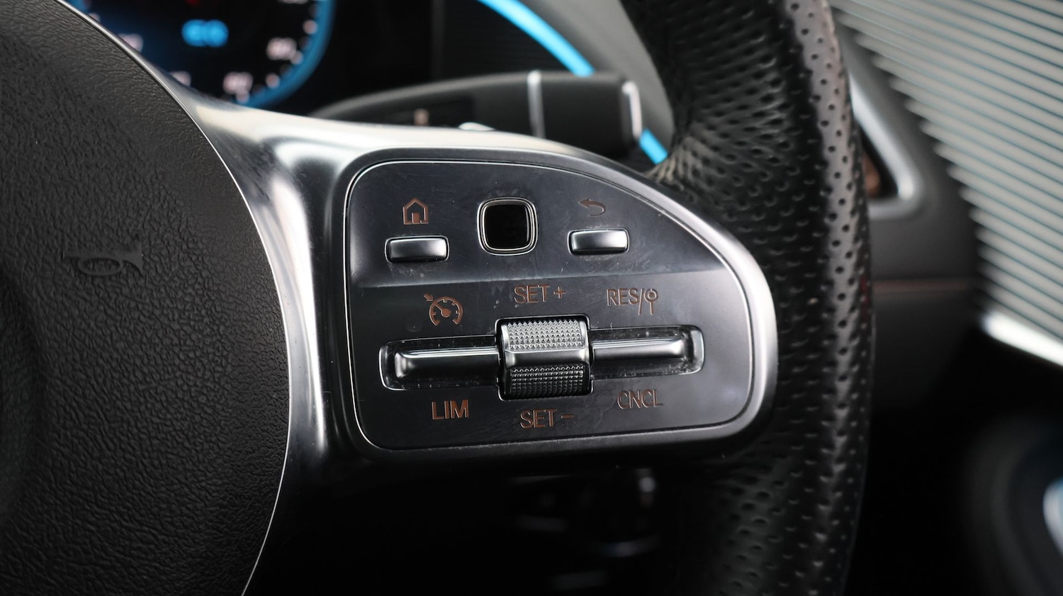 Used Mercedes-Benz EQC 2021 for sale - 77225641: Photo 26