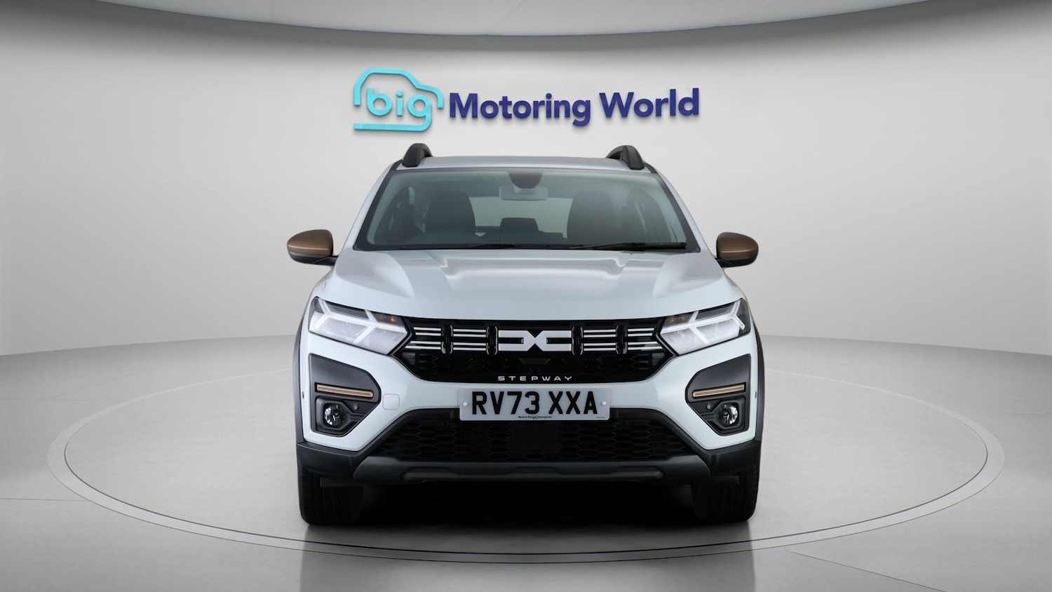 Used Dacia Sandero Stepway for sale - 77517681: Photo 2