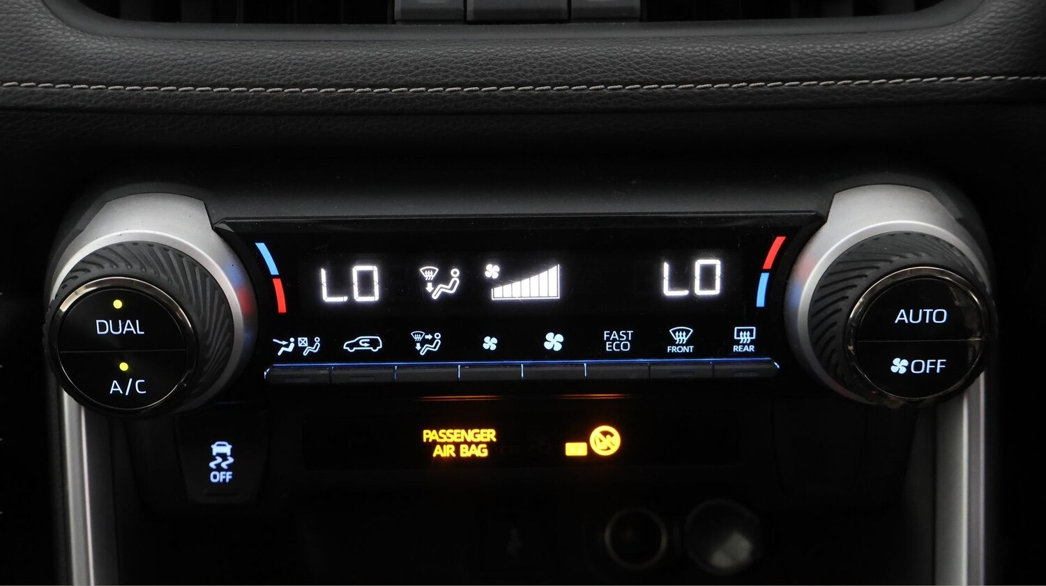 Used Toyota RAV4 2020 for sale - 77525239: Photo 12