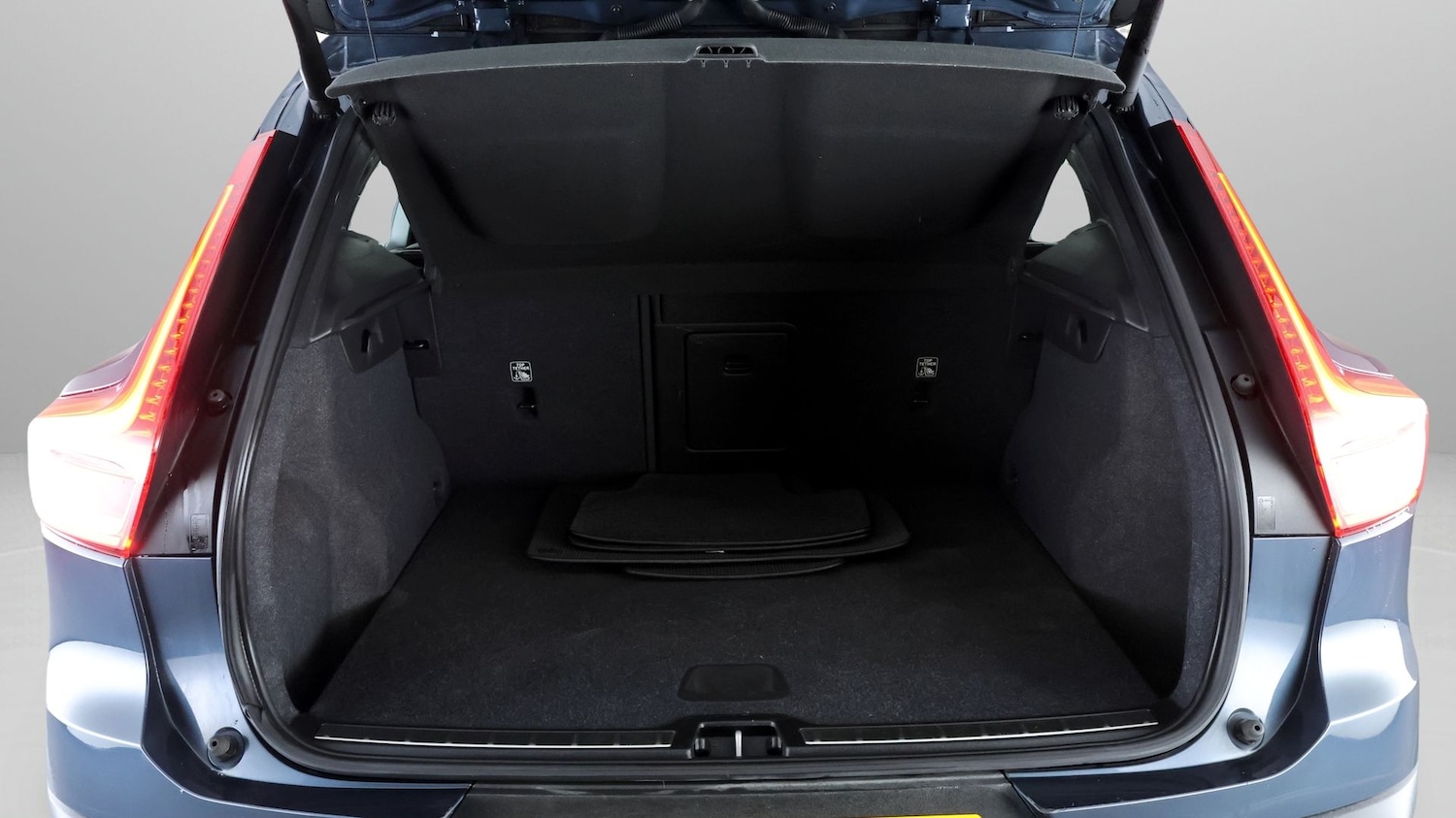 Used Volvo XC40 2019 for sale - 77276847: Photo 17