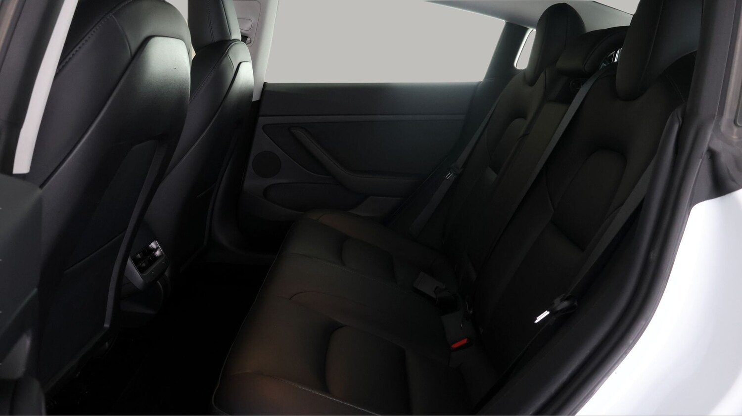 Used Tesla Model 3 2021 for sale - 77199265: Photo 16