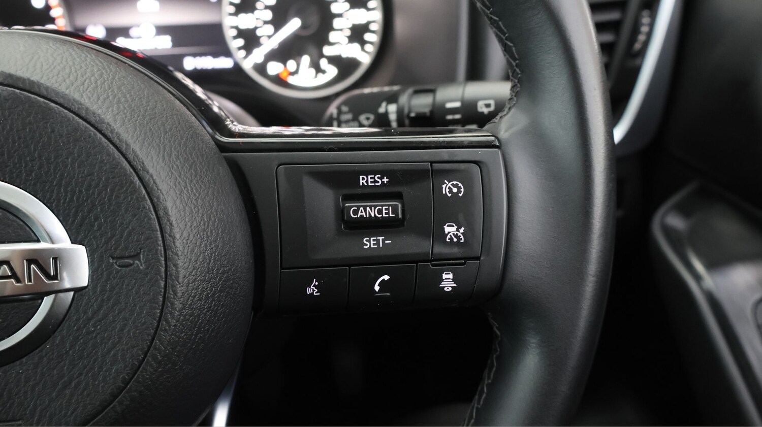 Used Nissan Qashqai for sale - 77503981: Photo 21