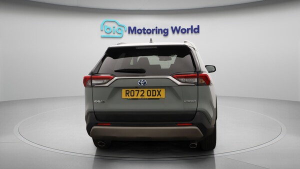 Used Toyota RAV4 2022 for sale - 76295154: Photo 6
