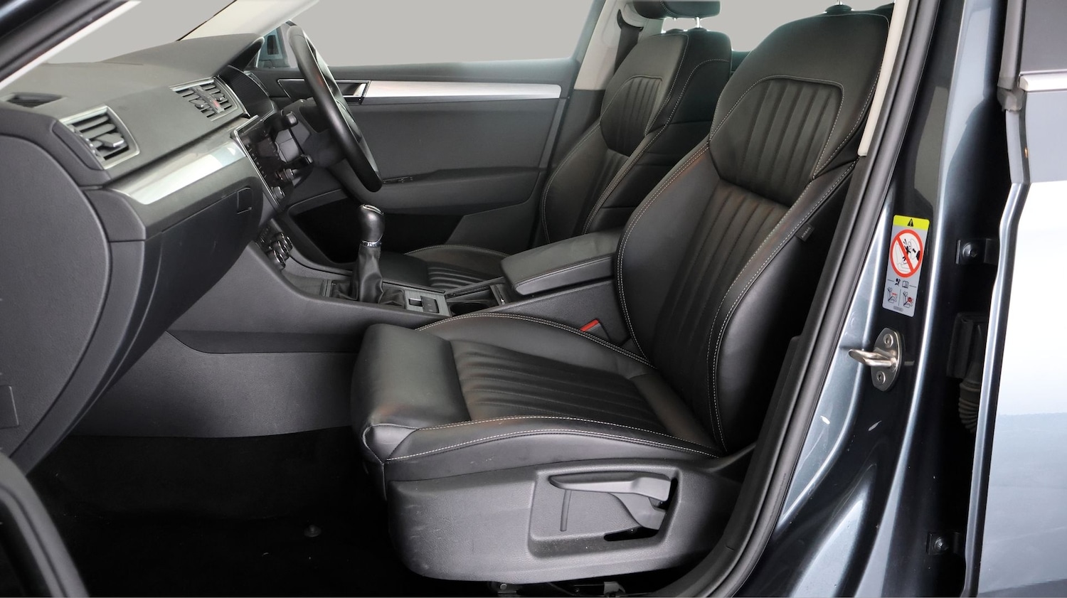 Used Skoda Superb 2022 for sale - 77562887: Photo 14