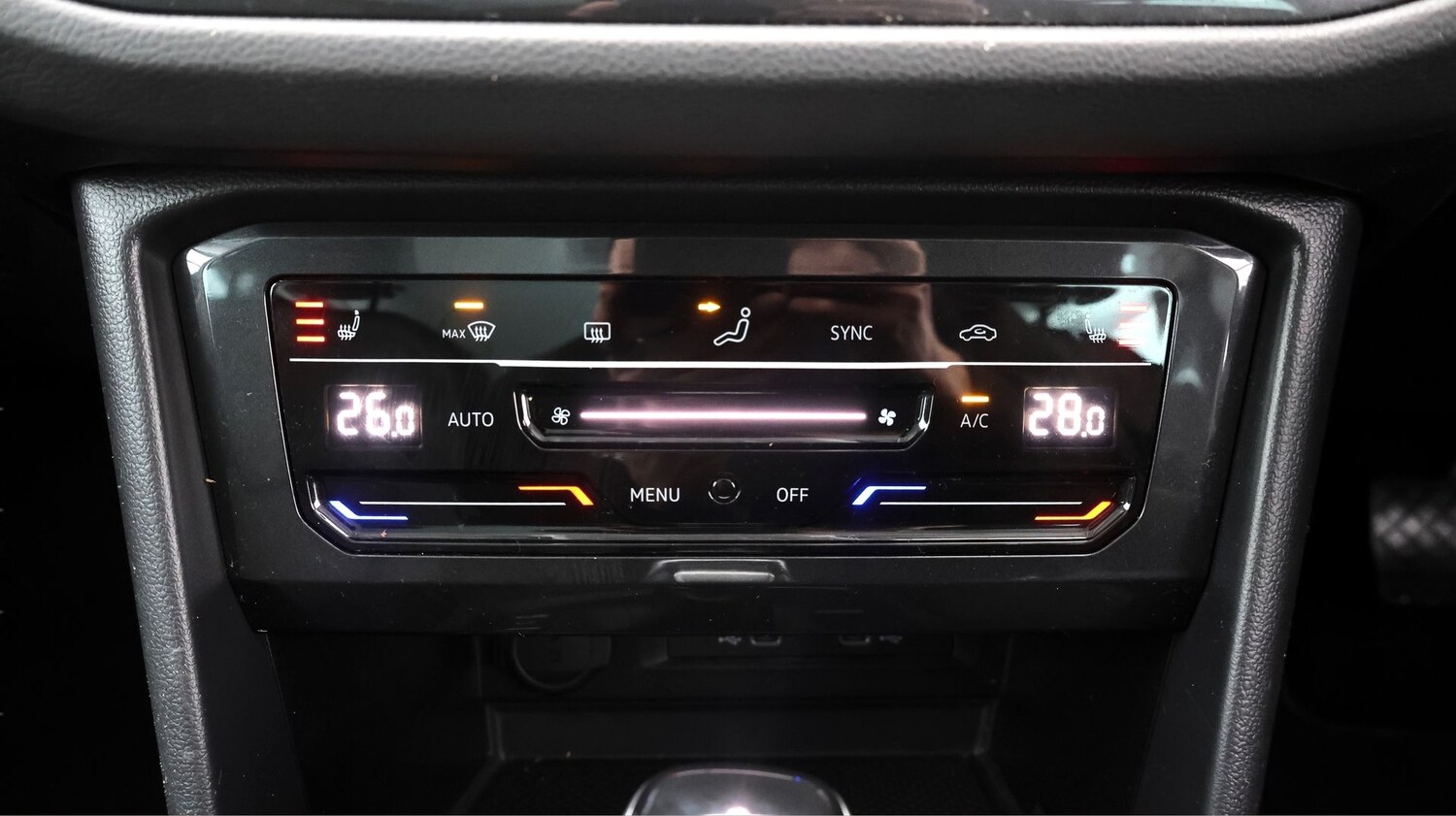 Used Volkswagen Tiguan for sale - 77254073: Photo 12