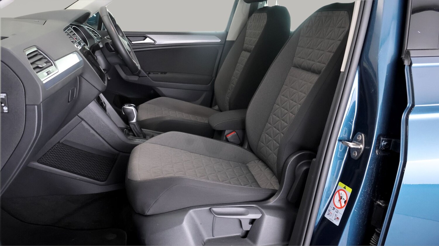 Used Volkswagen Tiguan for sale - 77254073: Photo 14