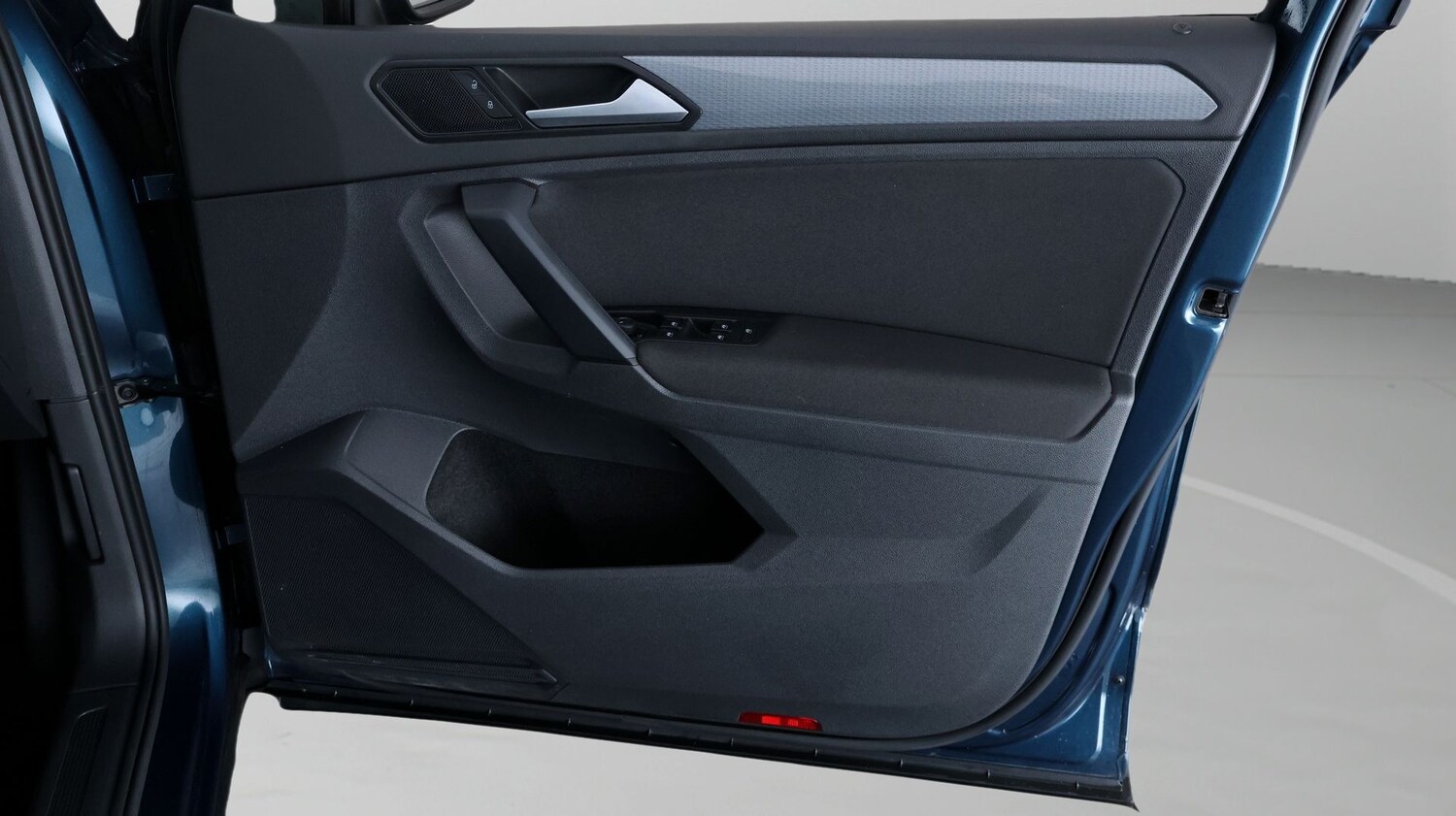 Used Volkswagen Tiguan for sale - 77254073: Photo 15