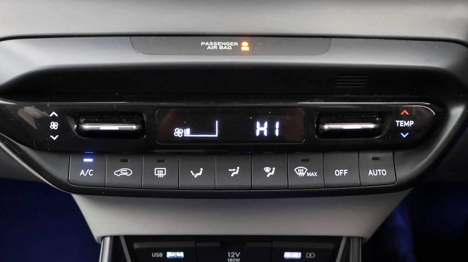 Used Hyundai BAYON 2023 for sale - 78187689: Photo 12