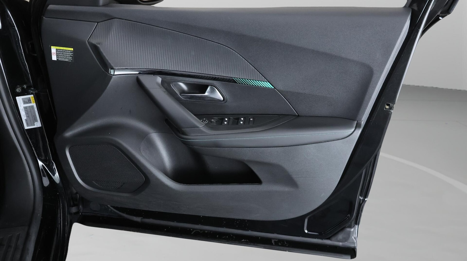 Used Peugeot 2008 2022 for sale - 76689879: Photo 16