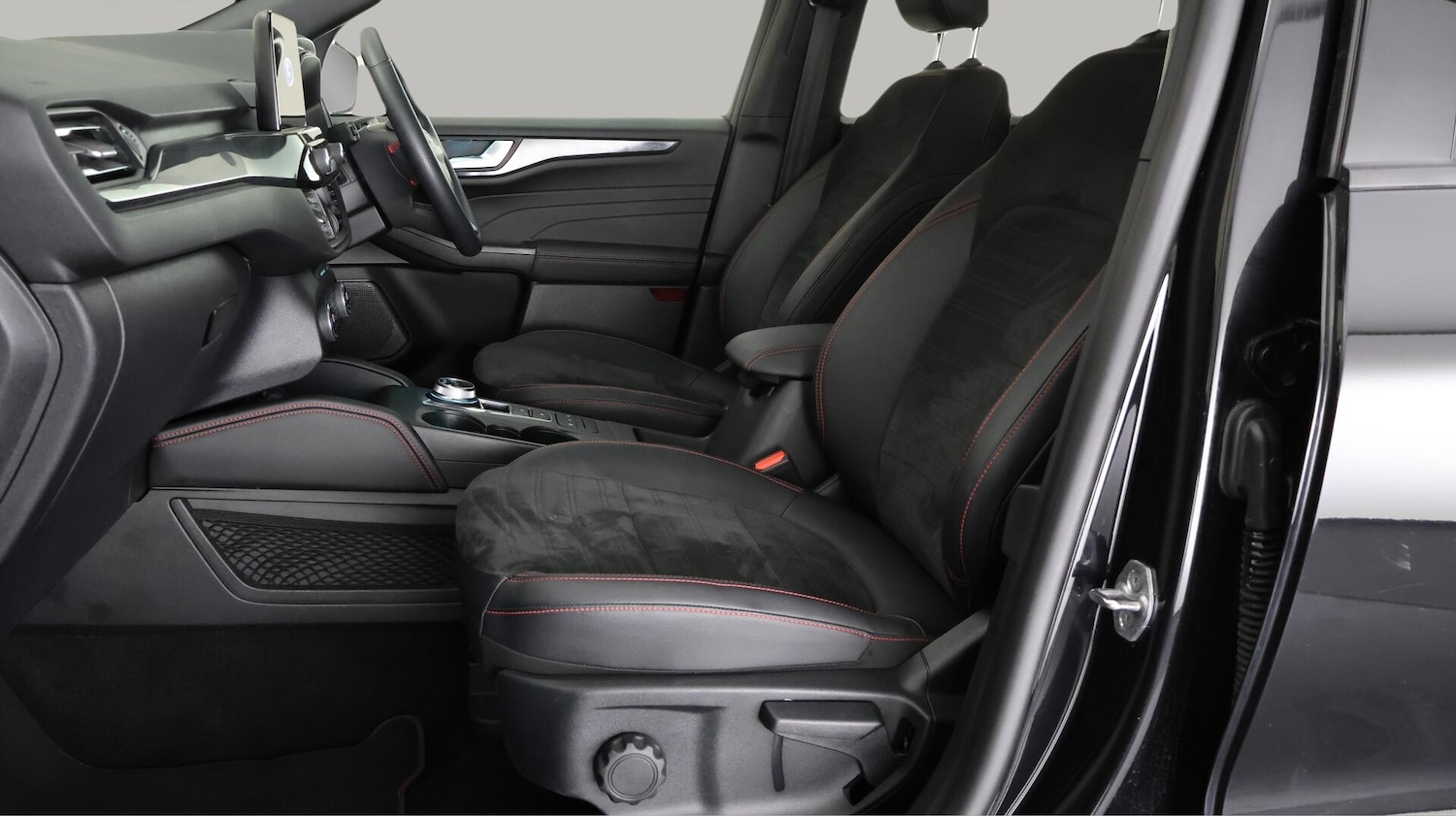 Used Ford Kuga 2022 for sale - 76380630: Photo 14