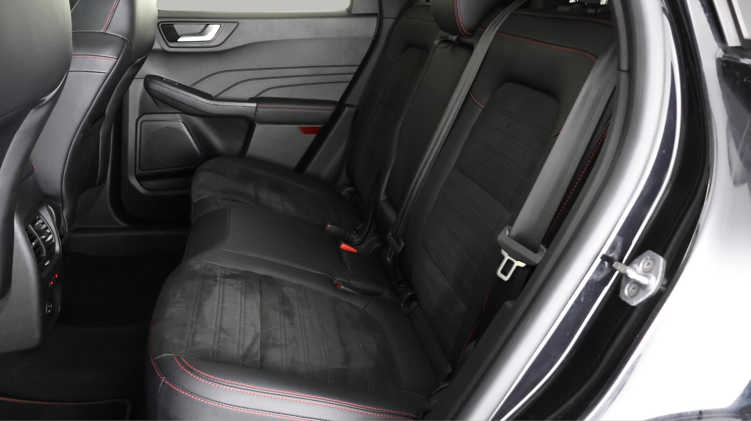 Used Ford Kuga 2022 for sale - 76380630: Photo 16