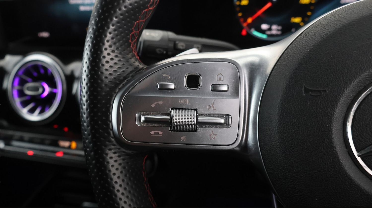 Used Mercedes-Benz EQA 2022 for sale - 77592614: Photo 24