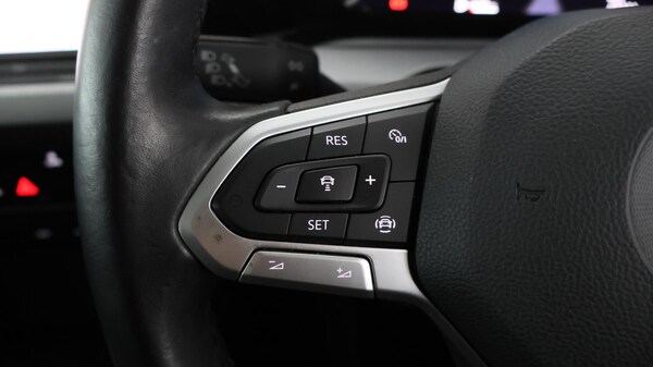 Used Volkswagen Golf 2021 for sale - 76042057: Photo 22