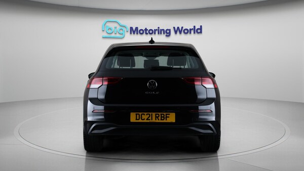 Used Volkswagen Golf 2021 for sale - 76042057: Photo 7