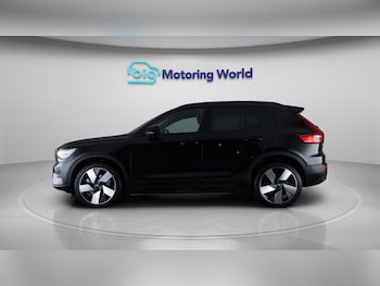Used Volvo XC40 2023 for sale - 78657739: Photo