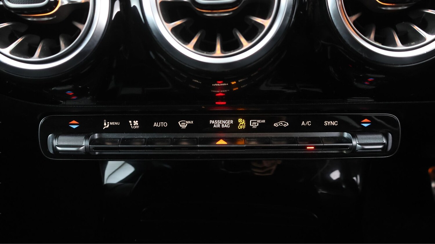 Used Mercedes-Benz CLA for sale - 77729202: Photo 11