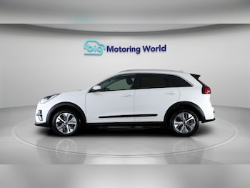 Used Kia Niro 2022 for sale - 77694669: Photo