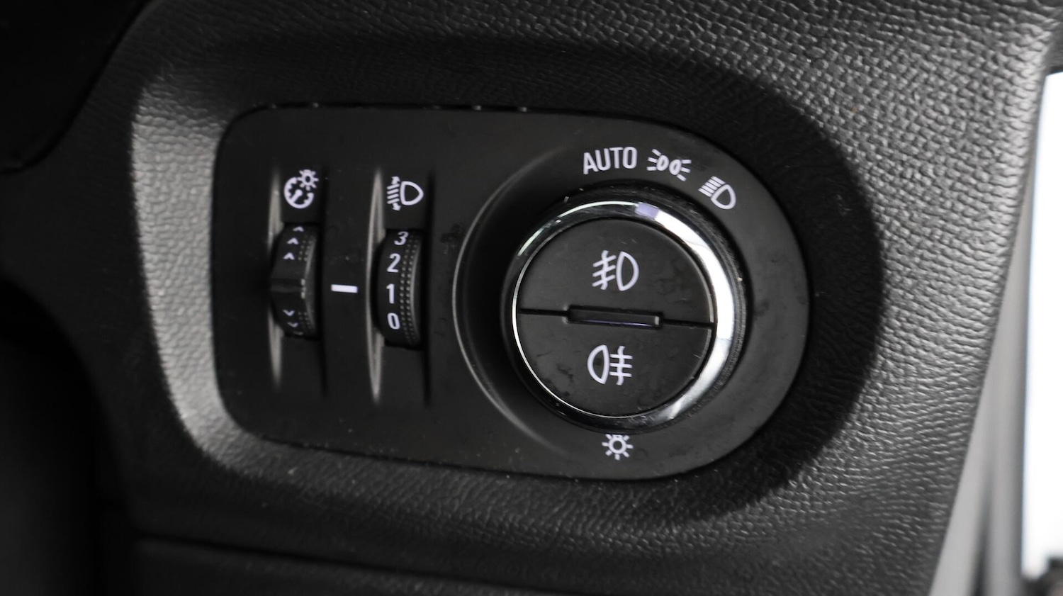 Used Vauxhall Corsa 2023 for sale - 76484619: Photo 23