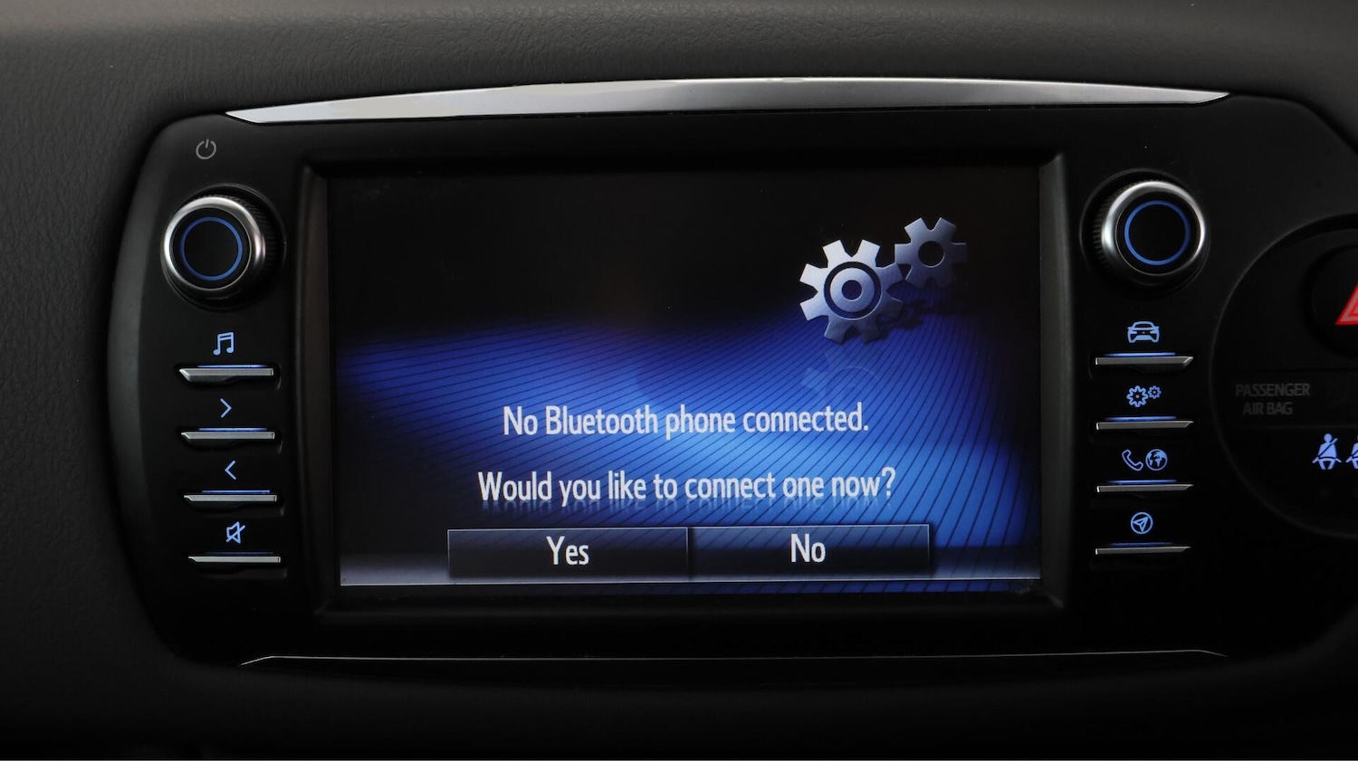 Used Toyota Yaris 2018 for sale - 76538692: Photo 25