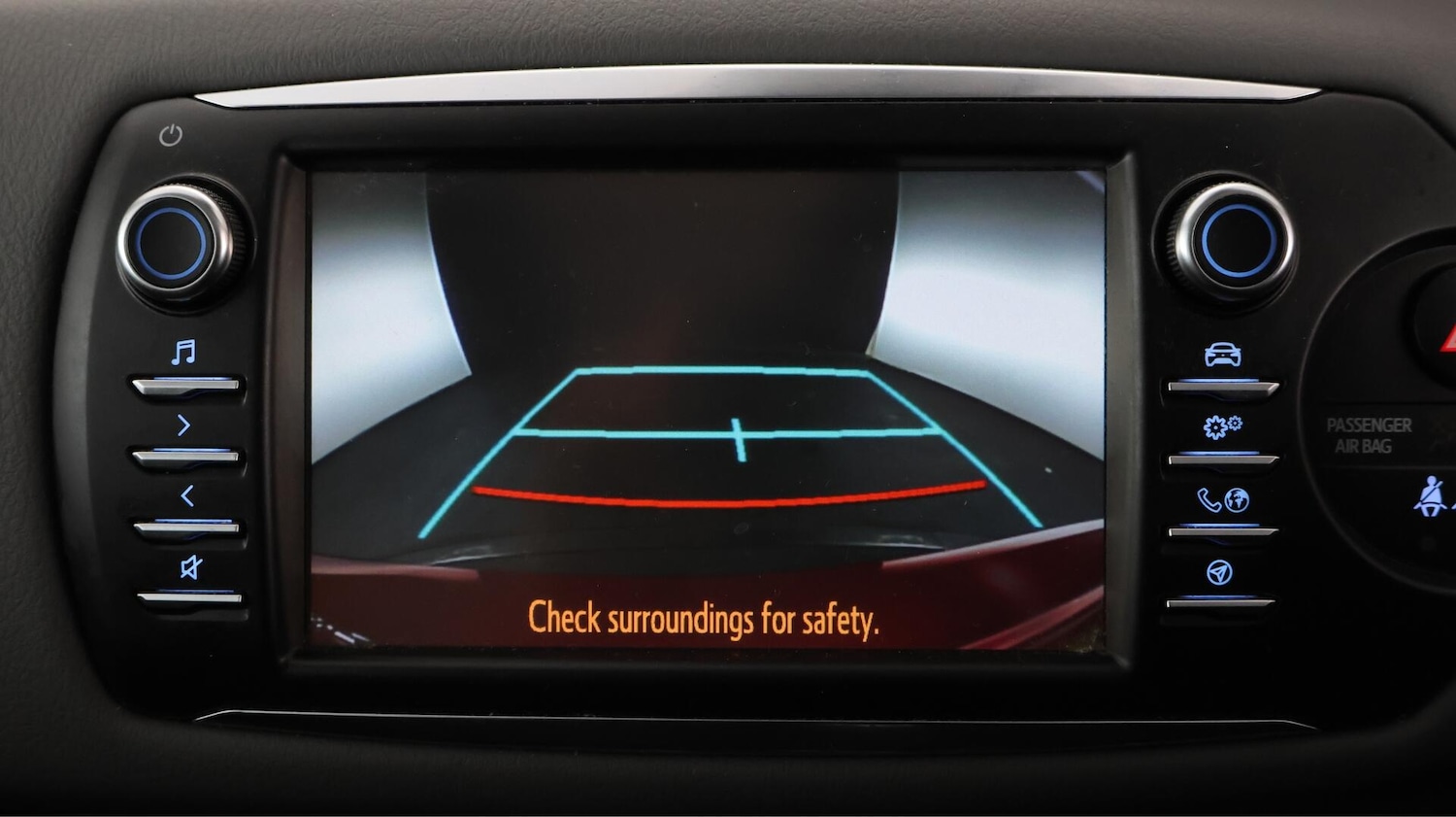 Used Toyota Yaris 2018 for sale - 76538692: Photo 26