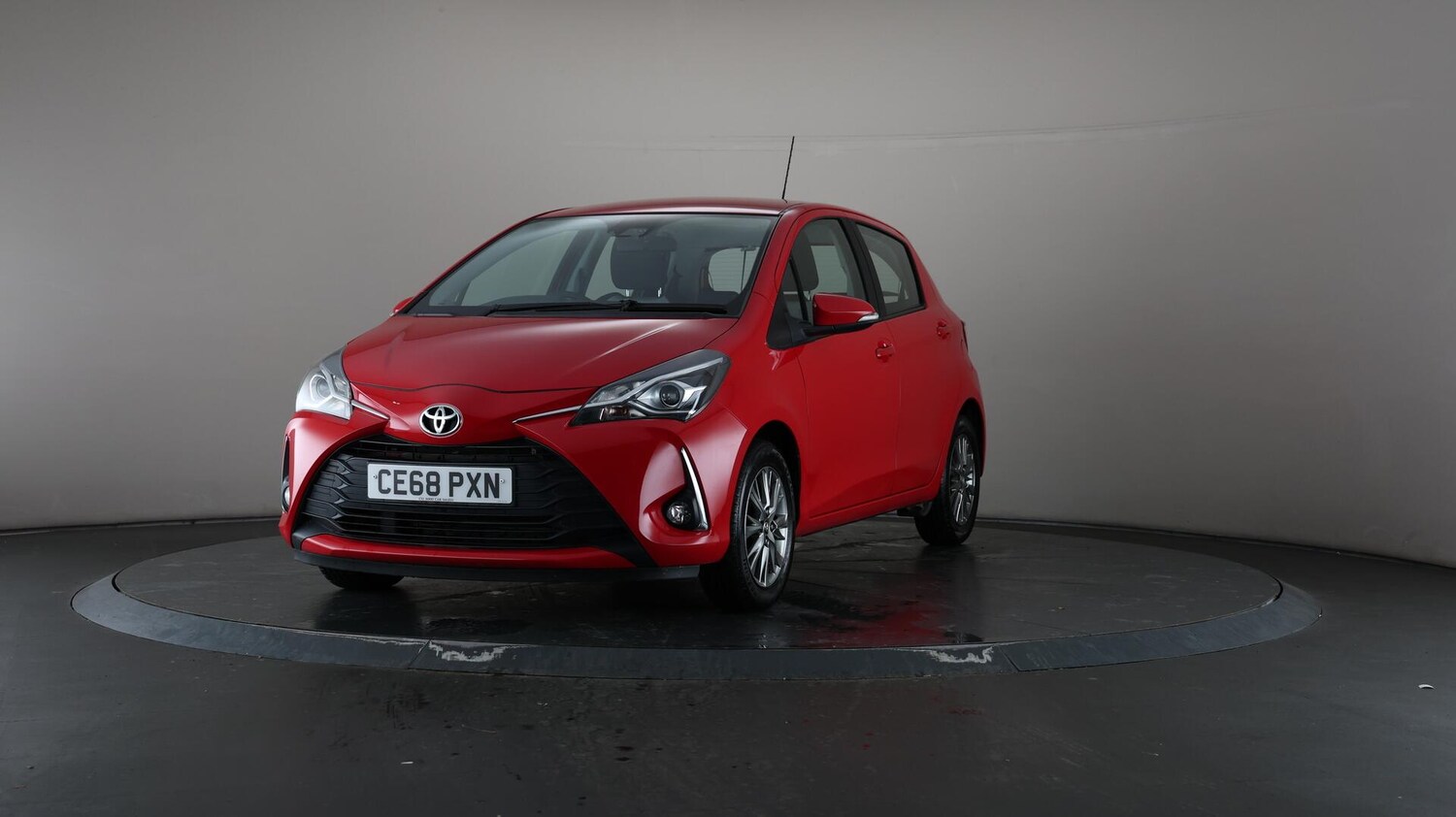 Used Toyota Yaris 2018 for sale - 76538692: Photo 46