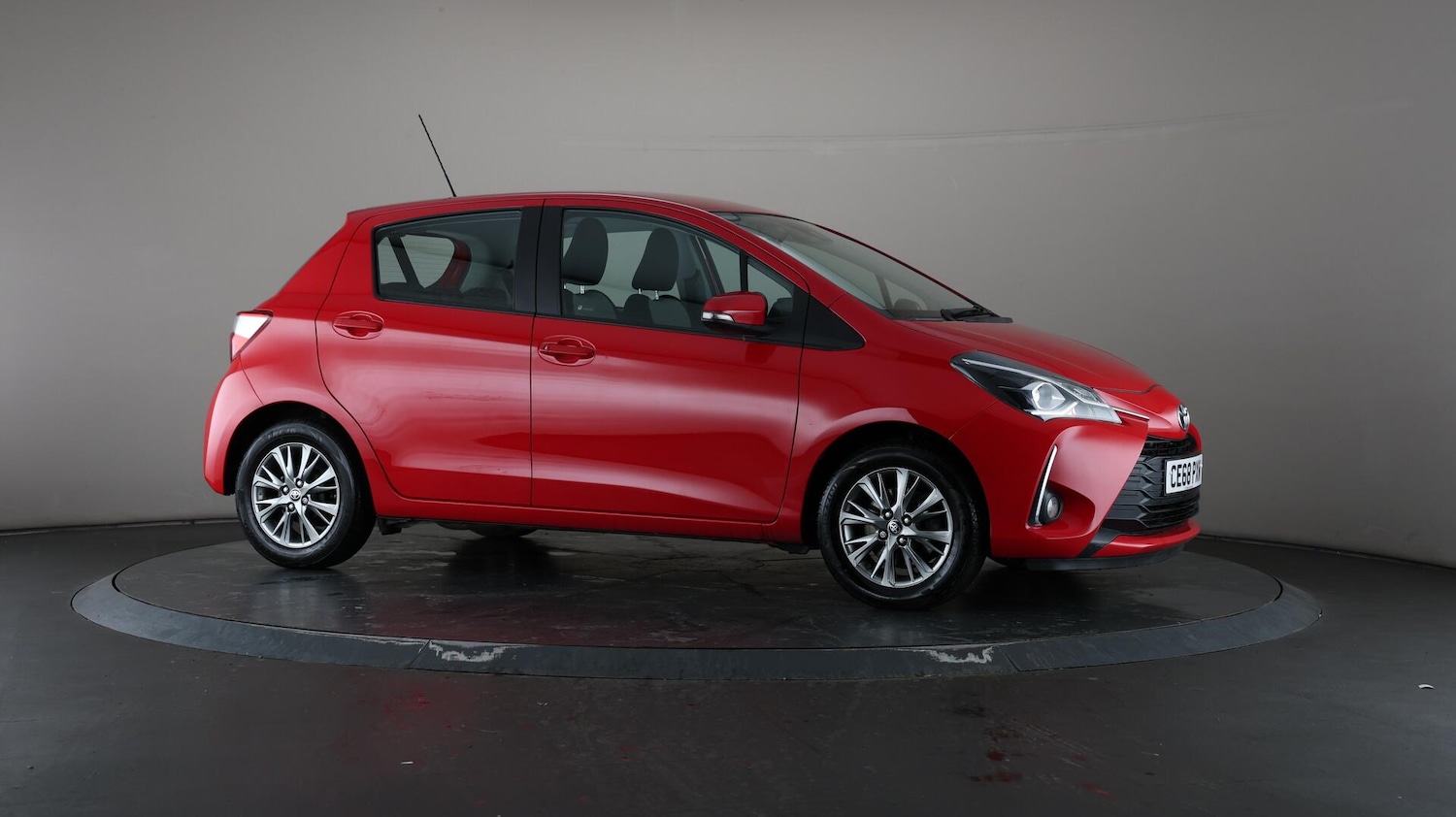 Used Toyota Yaris 2018 for sale - 76538692: Photo 57