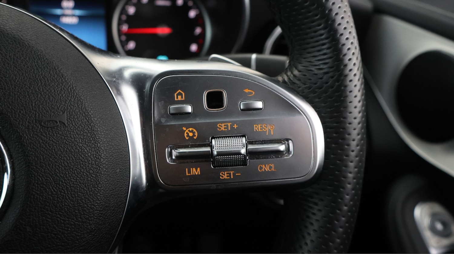 Used Mercedes-Benz GLC 2022 for sale - 77579716: Photo 25