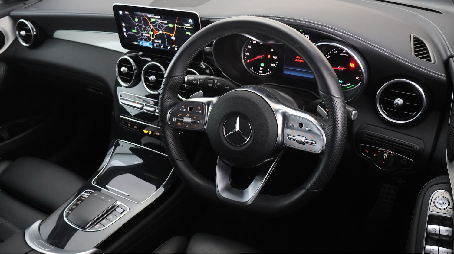 Used Mercedes-Benz GLC 2022 for sale - 77579716: Photo 9