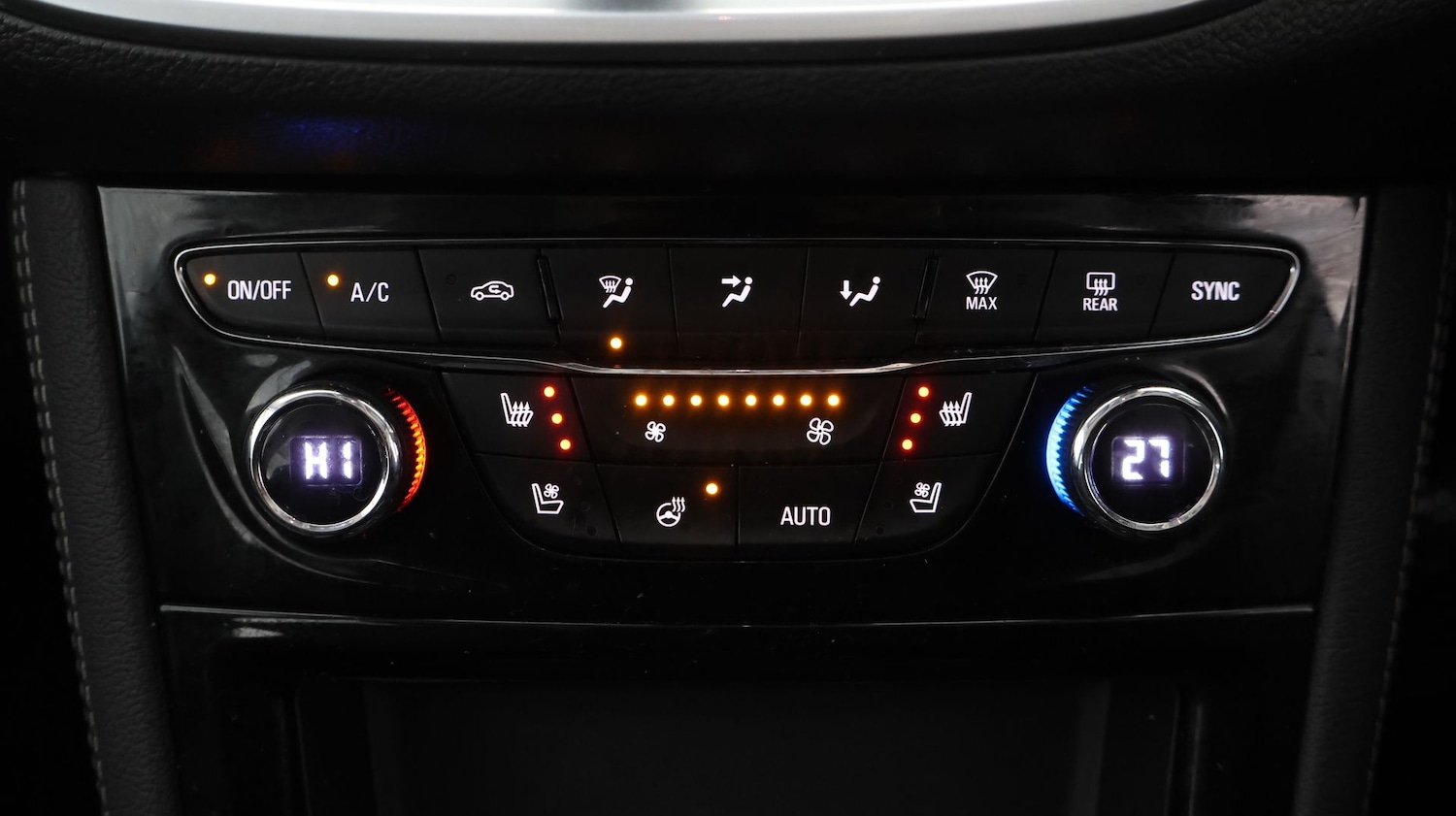 Used Vauxhall Astra 2021 for sale - 77747554: Photo 12