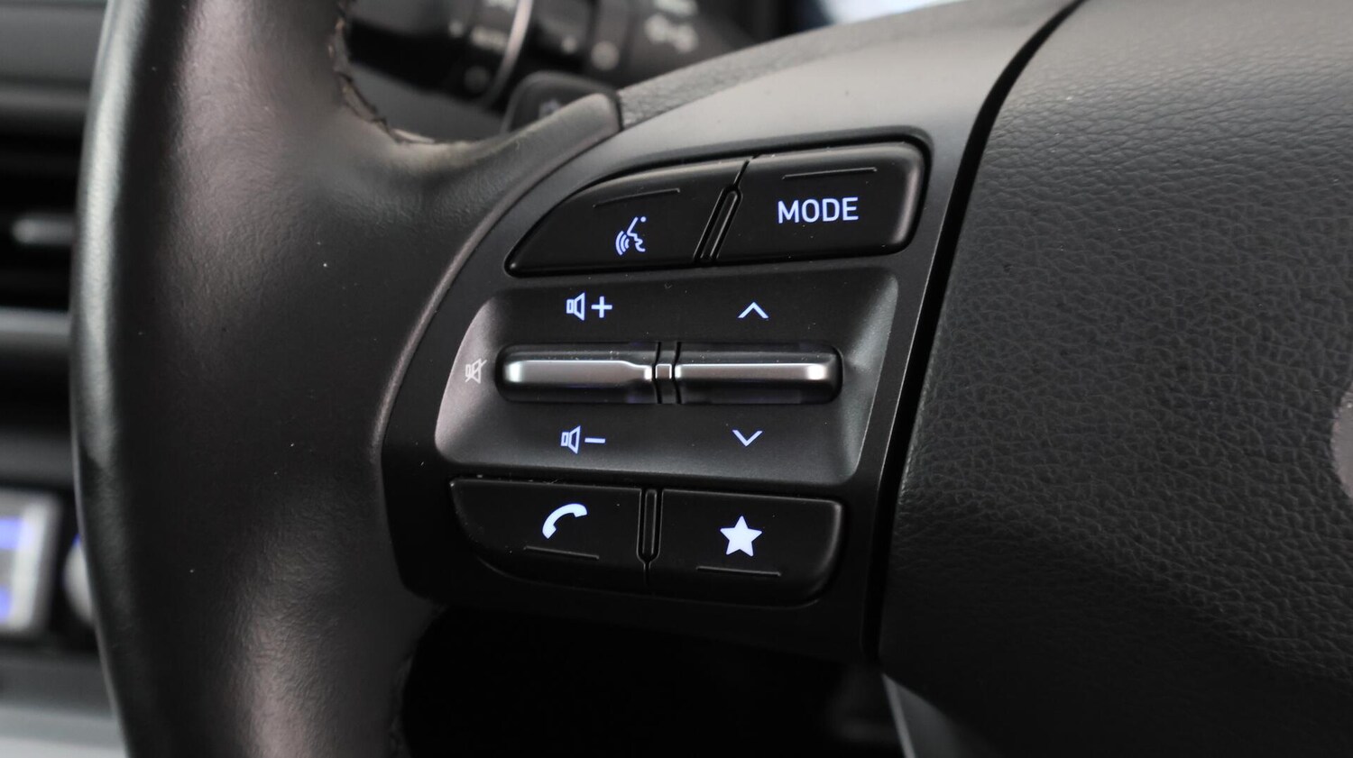Used Hyundai KONA 2021 for sale - 76001666: Photo 25