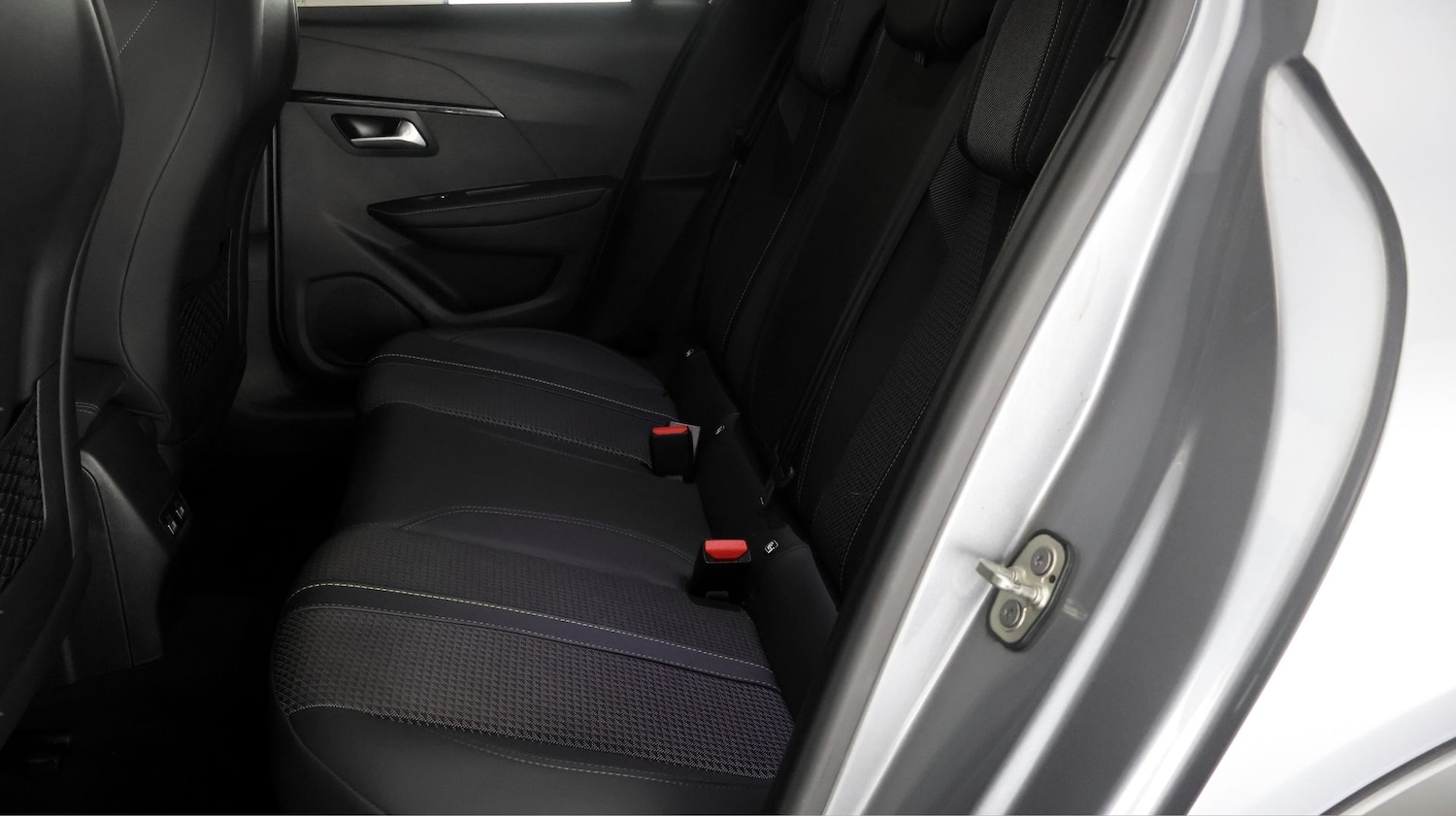 Used Peugeot 208 2021 for sale - 77253559: Photo 16