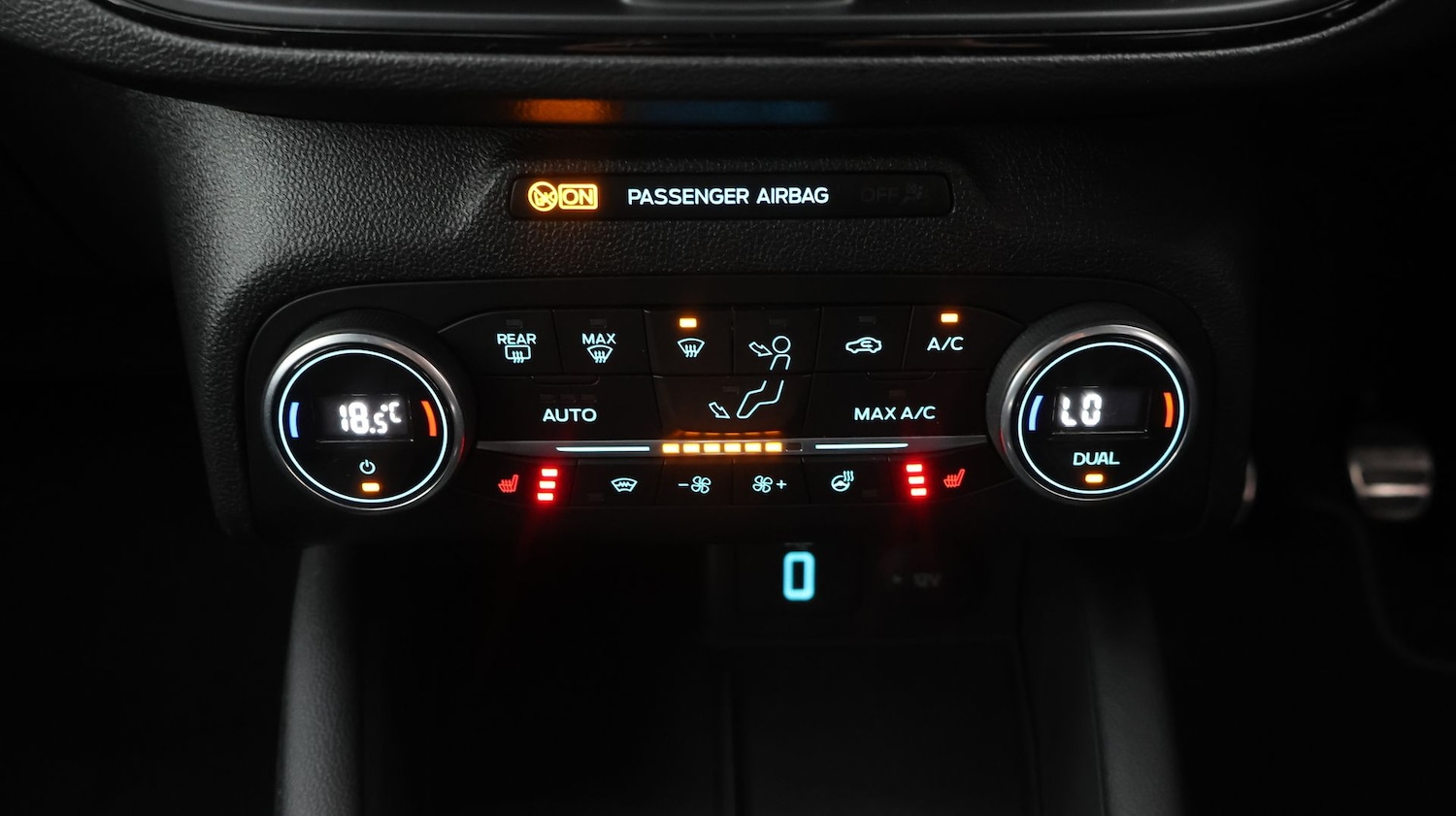 Used Ford Focus 2020 for sale - 78008412: Photo 11