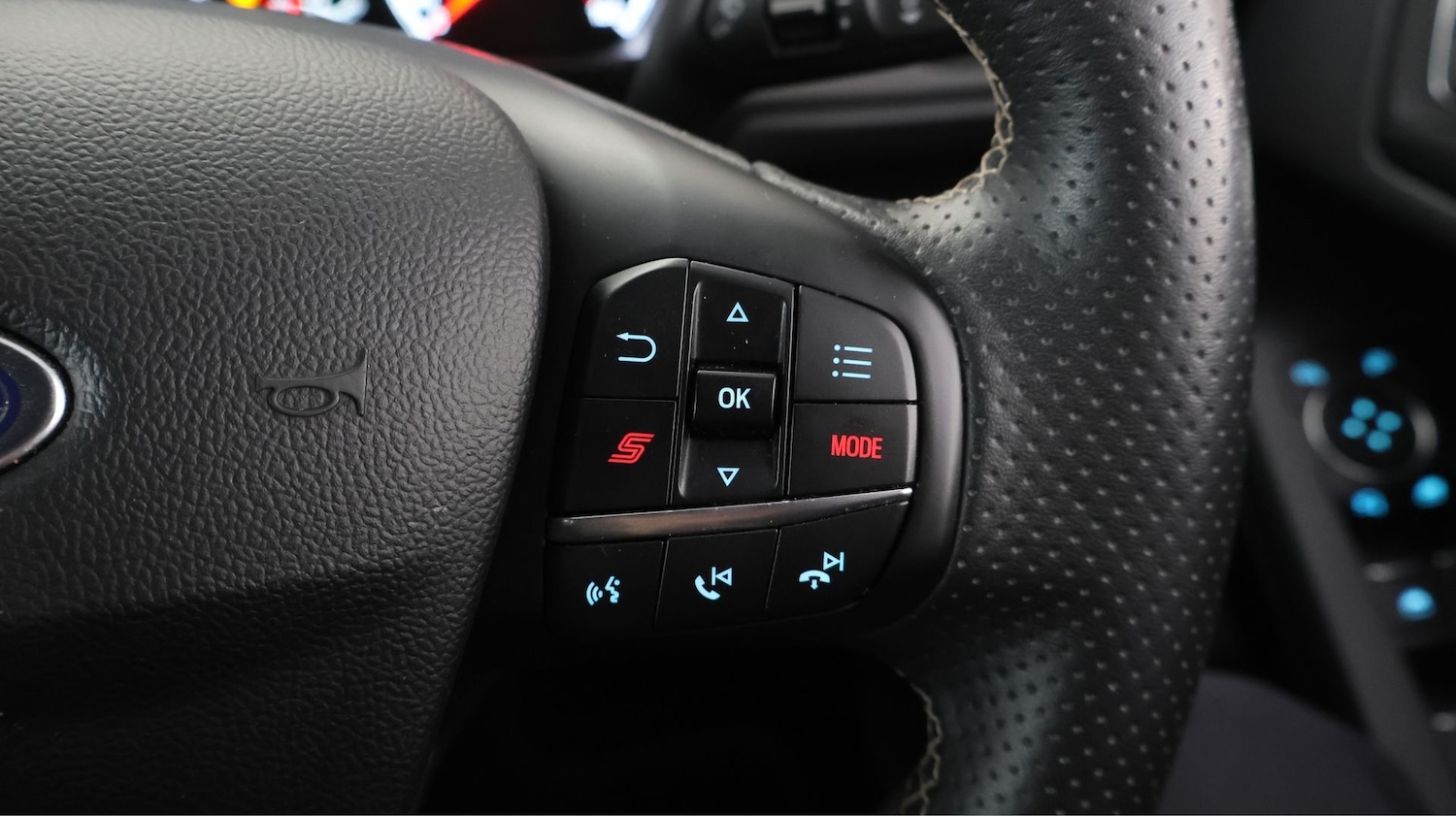 Used Ford Focus 2020 for sale - 78008412: Photo 19