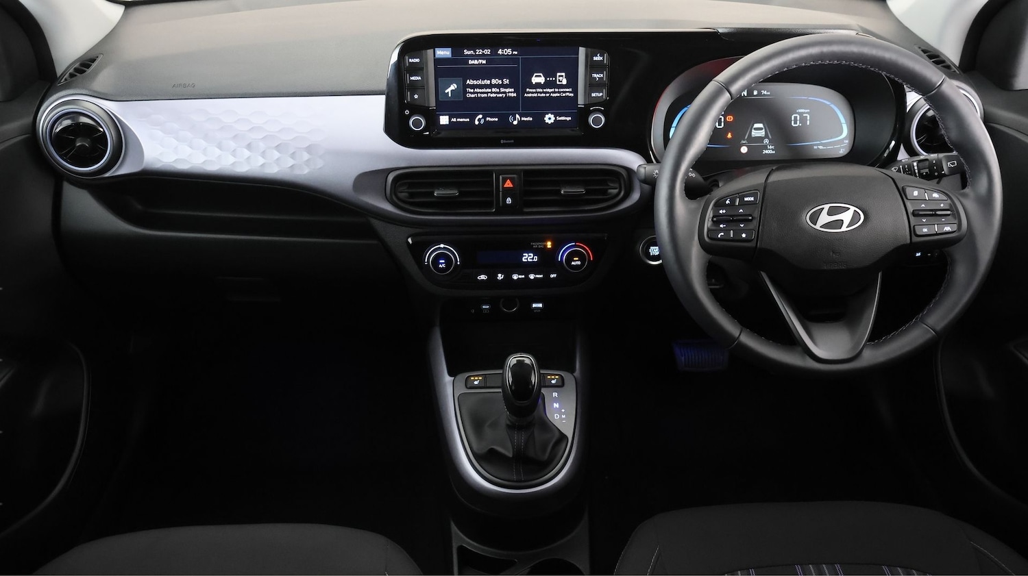 Used Hyundai i10 2023 for sale - 77637040: Photo 9