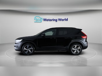 Used Volvo XC40 2021 for sale - 79539820: Photo