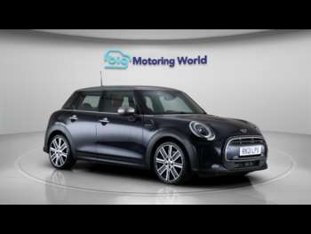 2021 (21) - 1.5 Cooper Exclusive Hatchback 5dr Petrol Steptronic Euro 6 (s/s) (136 ps)