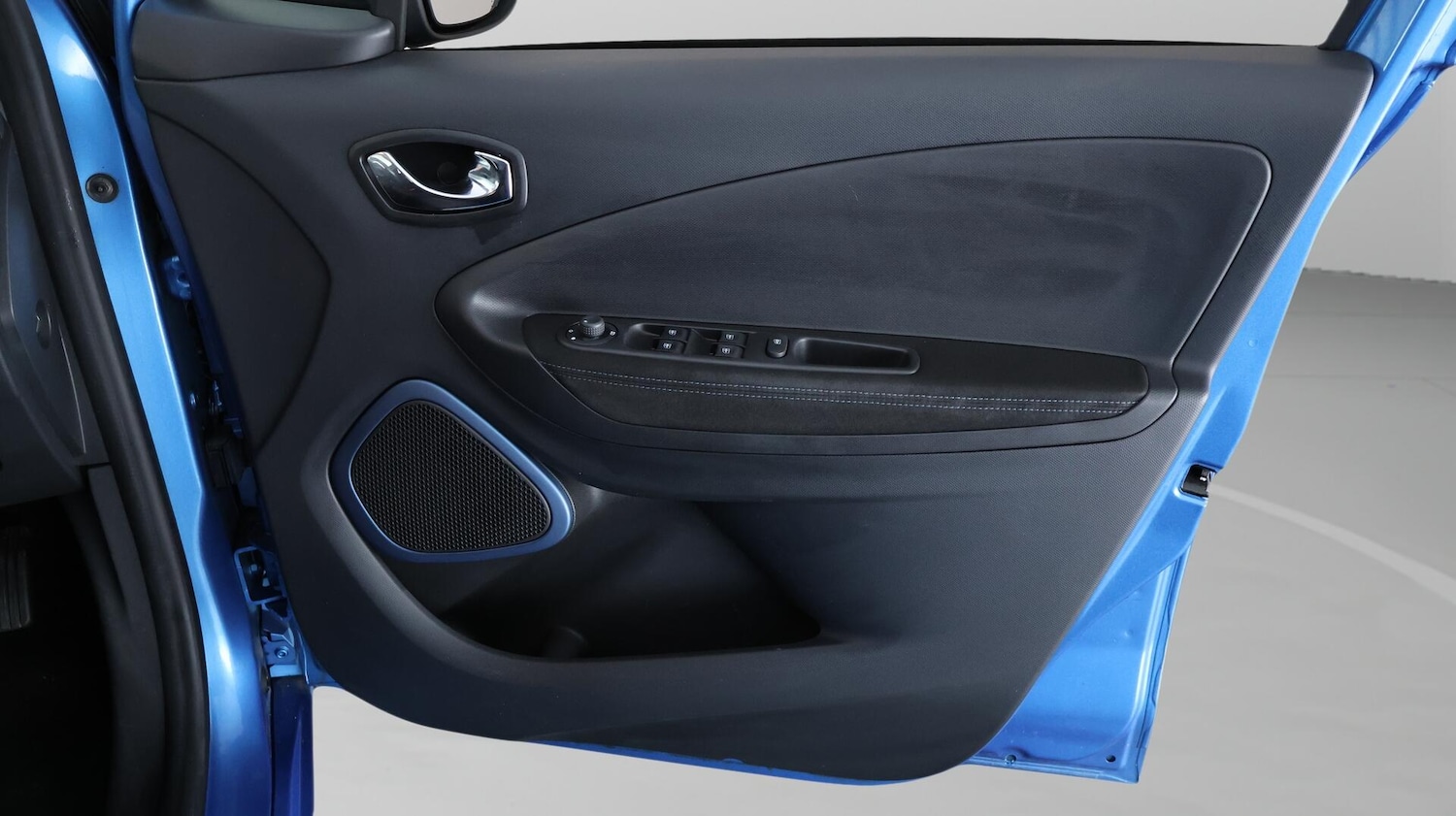 Used Renault Zoe for sale - 76042050: Photo 16